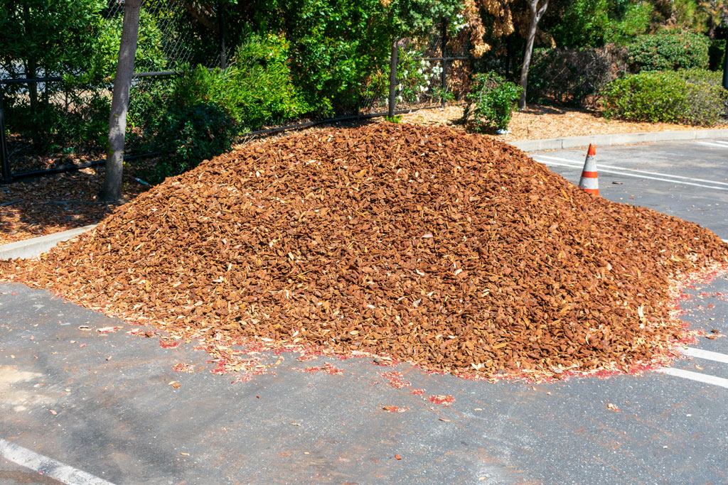 How much mulch for landscaping